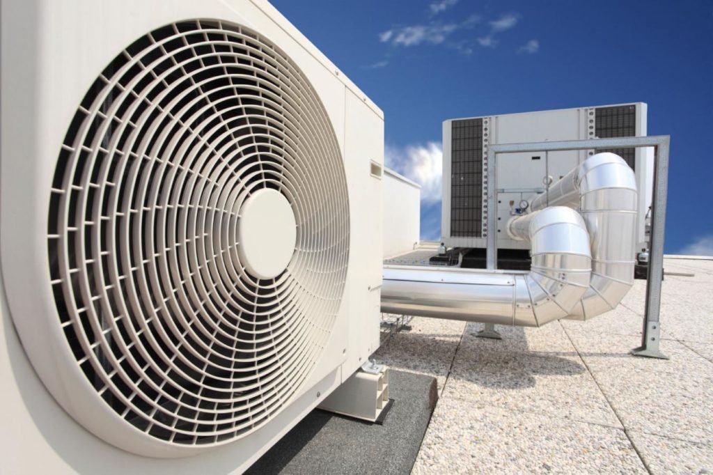 Pose de climatisation à Écully réalisée par un installateur RGE
