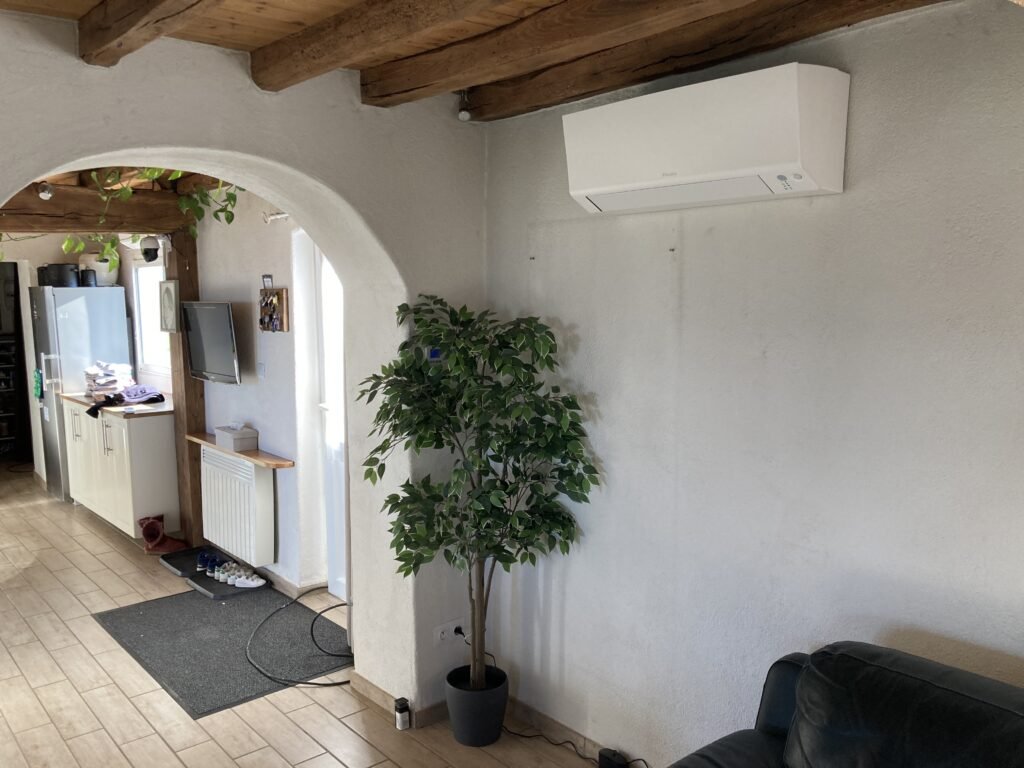 Installation climatisation Saint-Genis-Laval Aides financières climatisation réversible