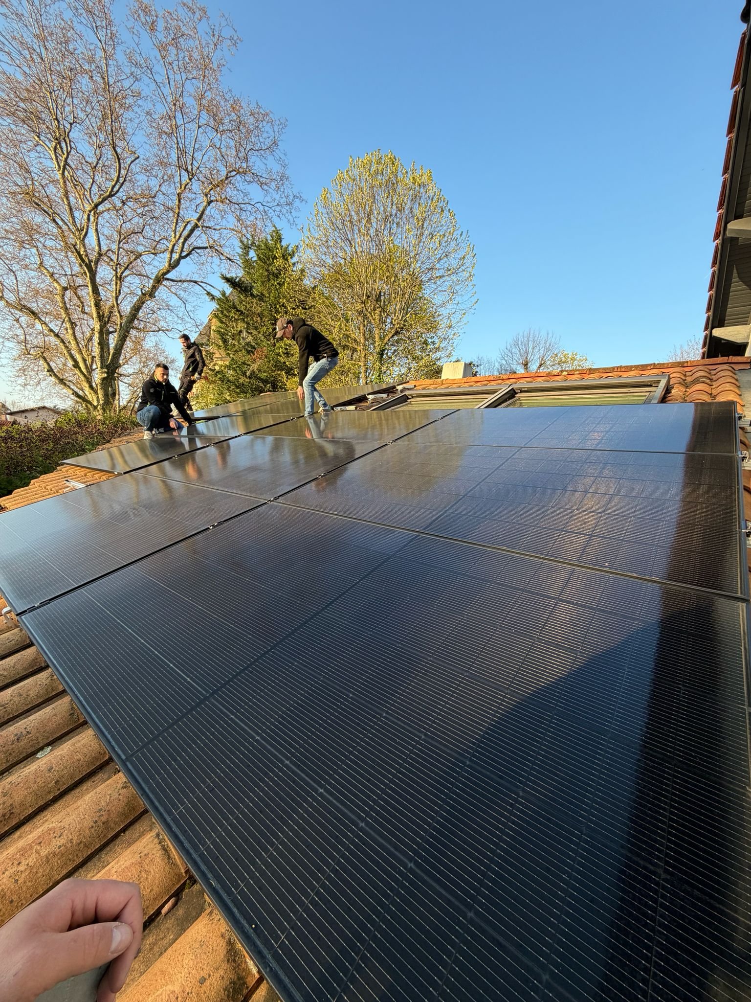 image article autoconsommation photovoltaïque pour MC2 Energies